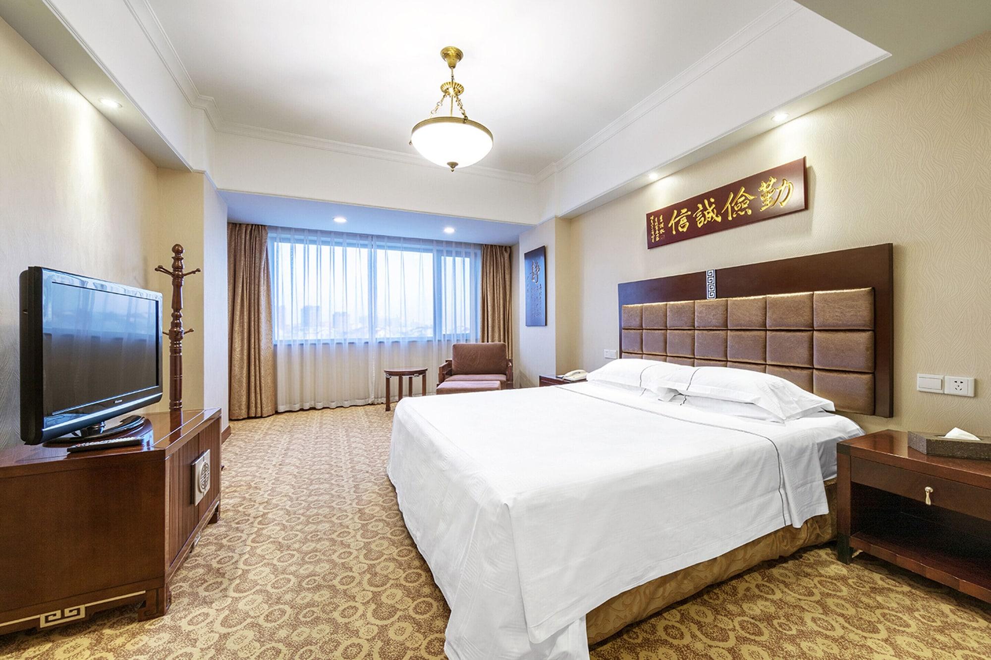 Grand Regency Hotel צ'ינגדאו מראה חיצוני תמונה