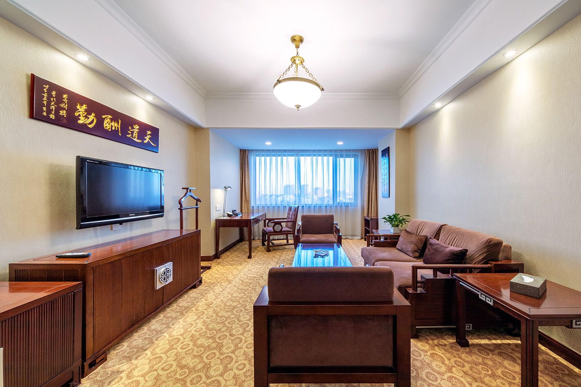 Grand Regency Hotel צ'ינגדאו מראה חיצוני תמונה