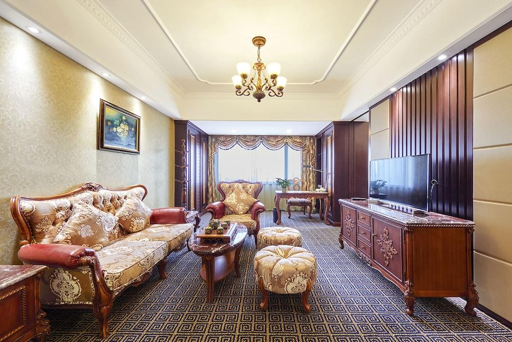 Grand Regency Hotel צ'ינגדאו מראה חיצוני תמונה
