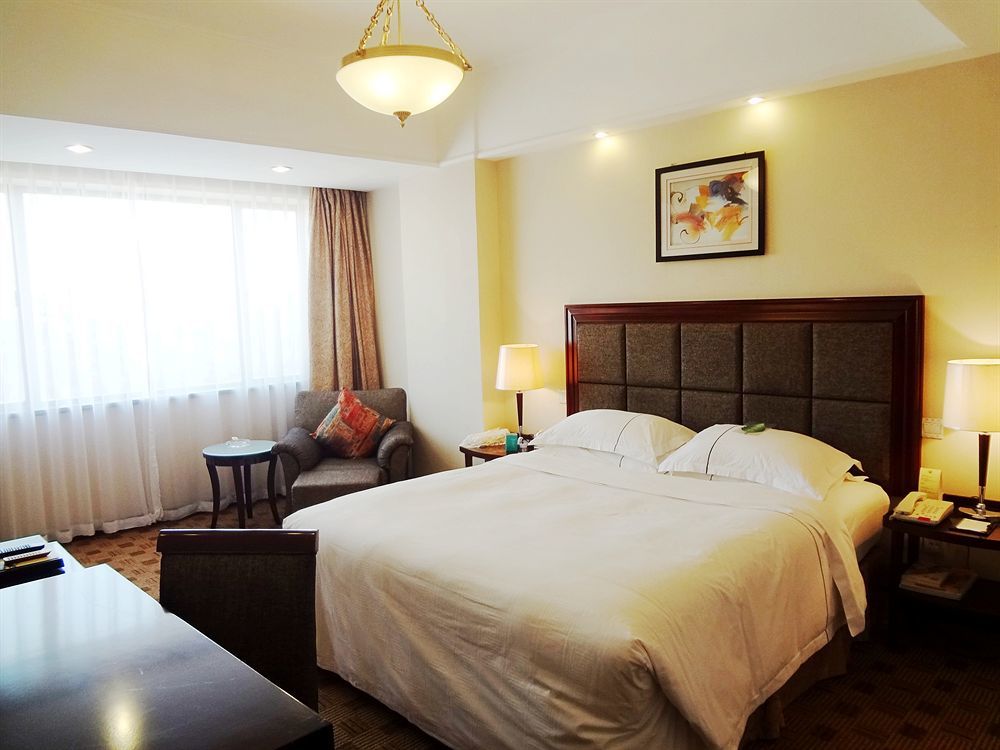 Grand Regency Hotel צ'ינגדאו מראה חיצוני תמונה