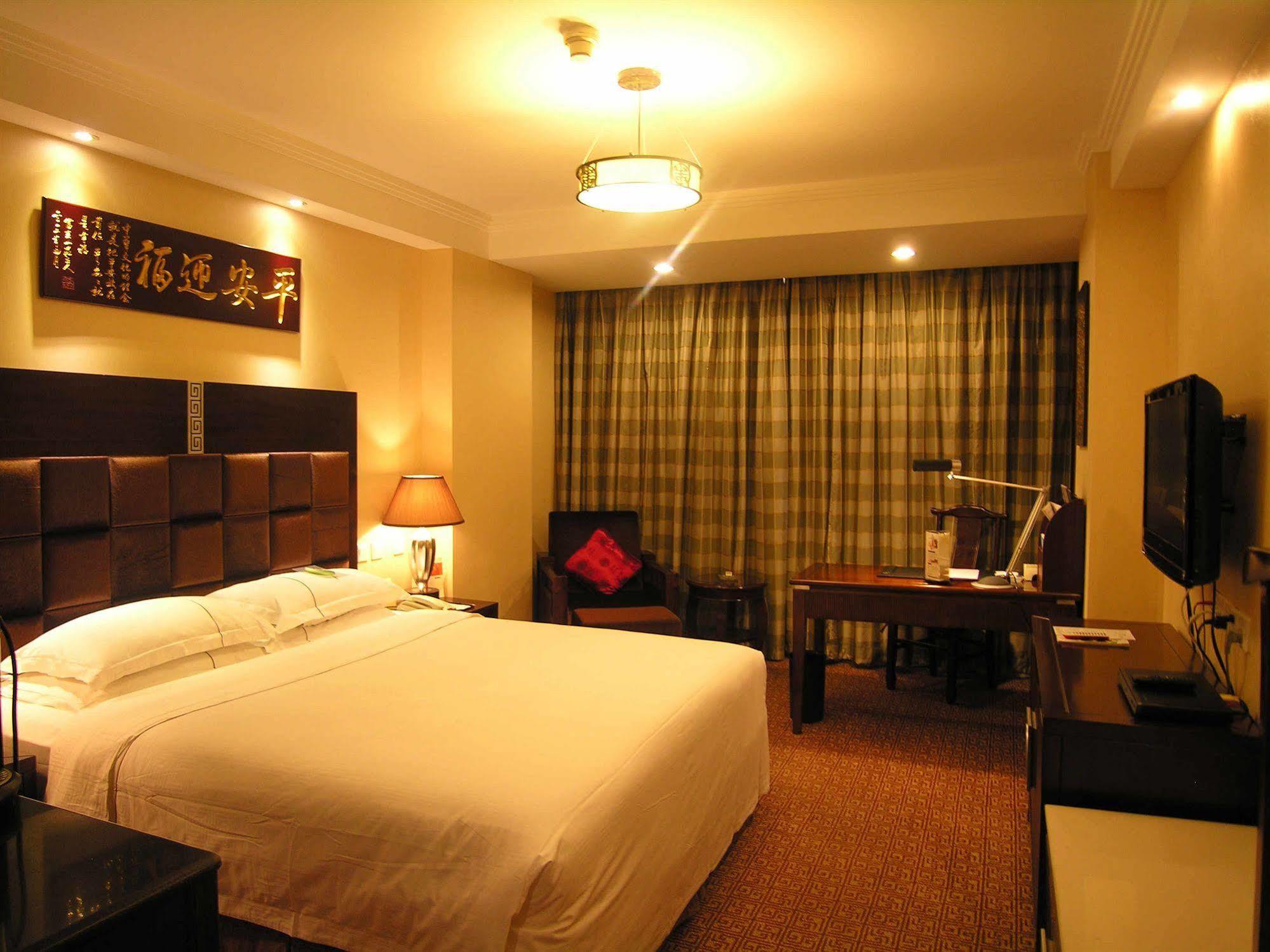 Grand Regency Hotel צ'ינגדאו מראה חיצוני תמונה