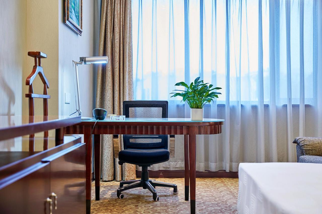 Grand Regency Hotel צ'ינגדאו מראה חיצוני תמונה